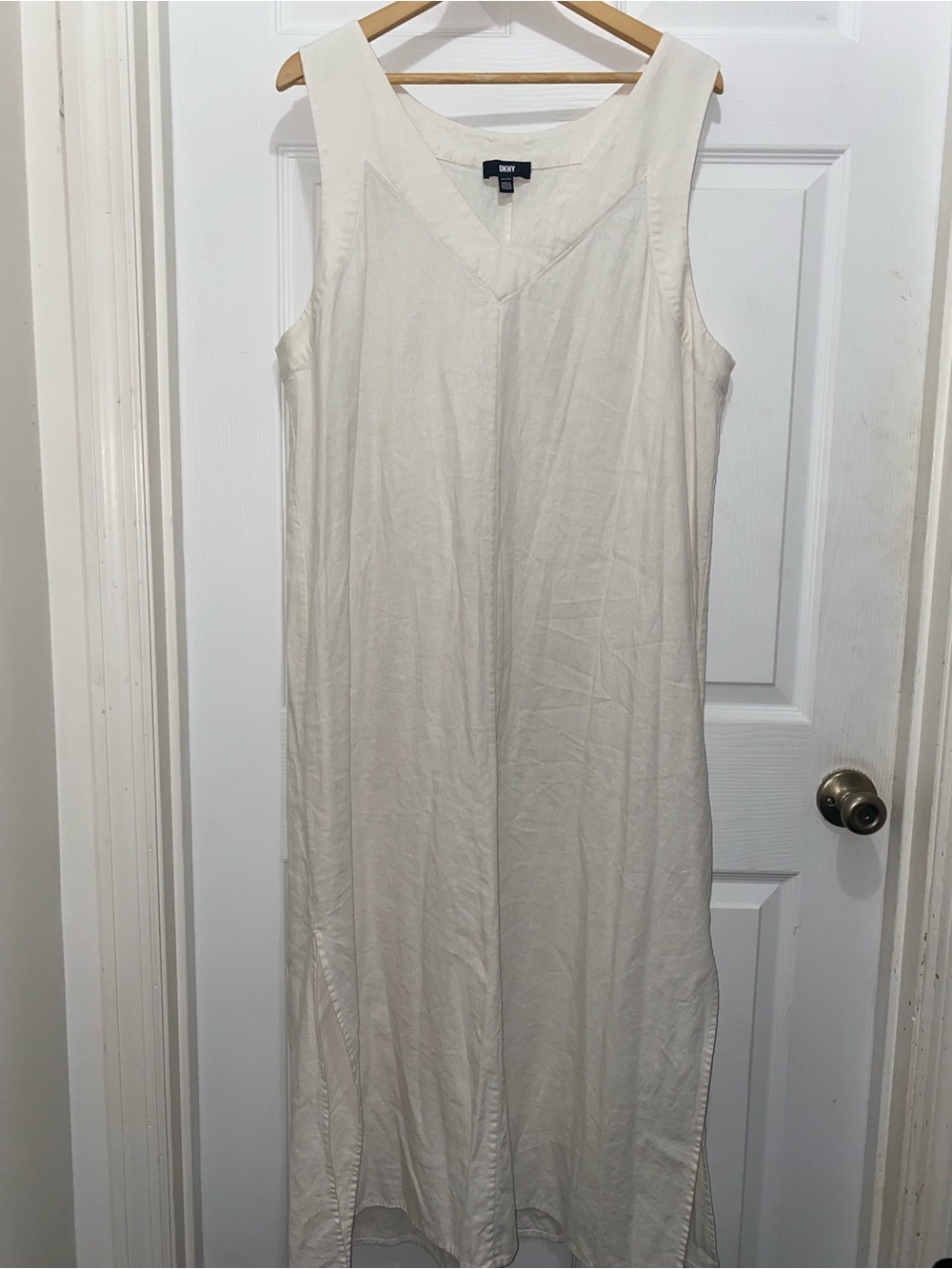 DKNY NWOT XXL White Linen Blend V-Neck Linen-Blend Maxi Dress